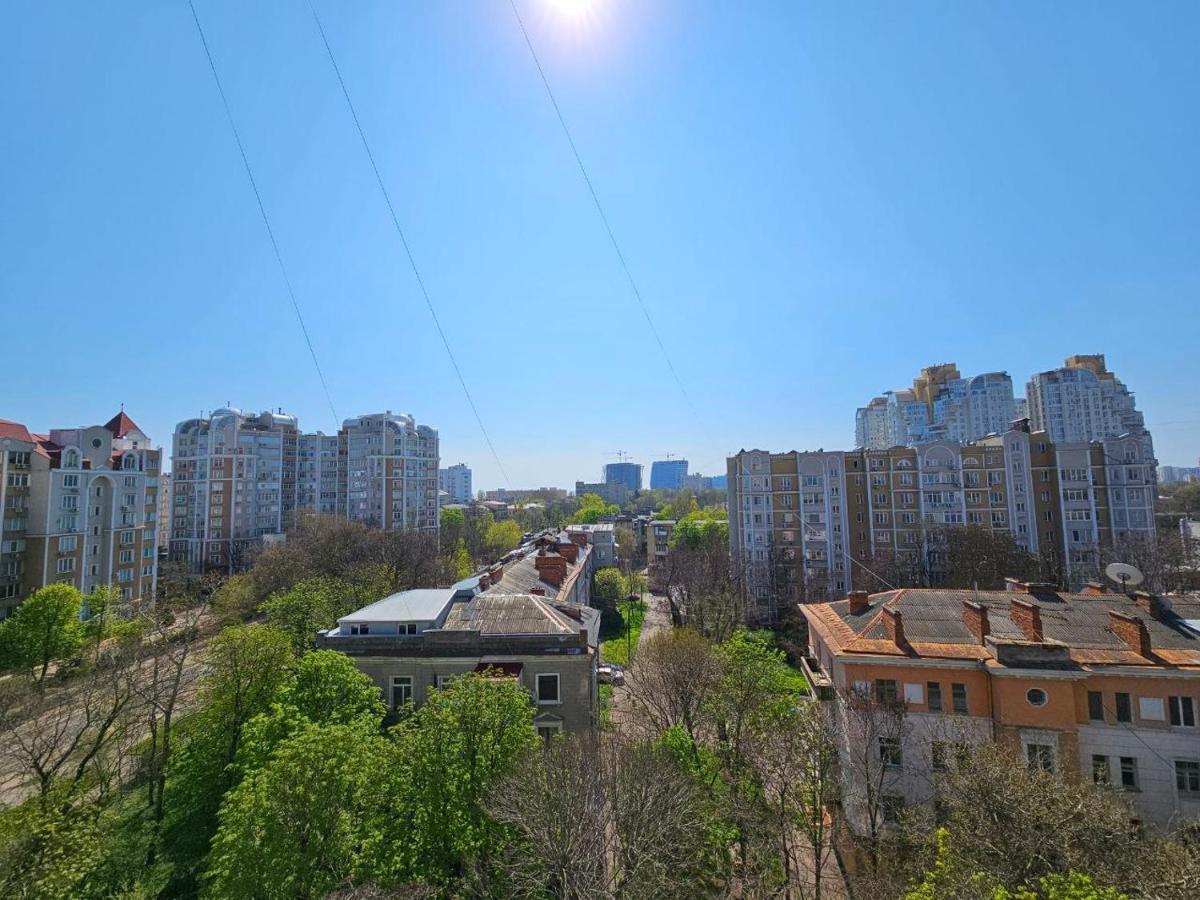 Квартира На Французском Бульваре Возле Моря И Института Филатова! Odesa Exterior foto